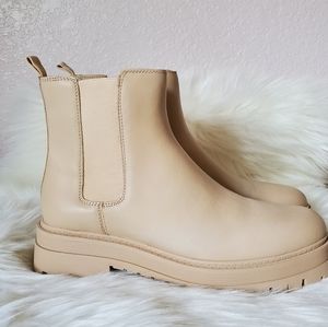 Marc Fisher Womens Pietro Light Natural Pull On Chelsea Boots Shoes Brand New